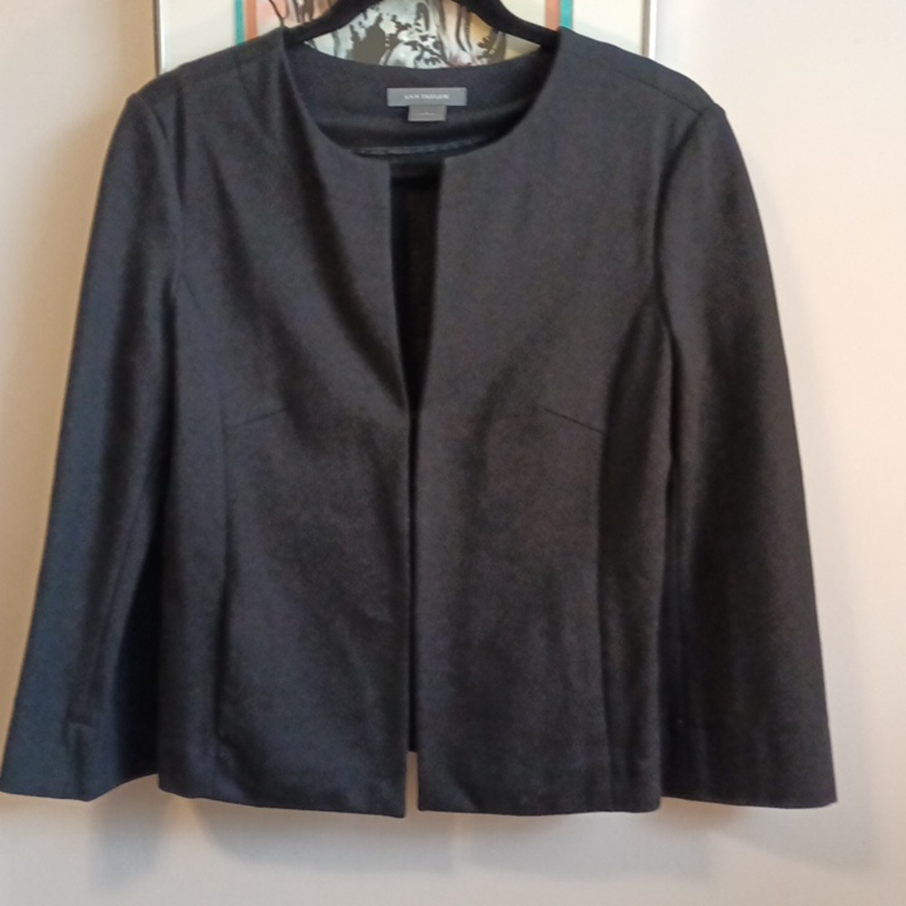 Ann Taylor cropped blazer